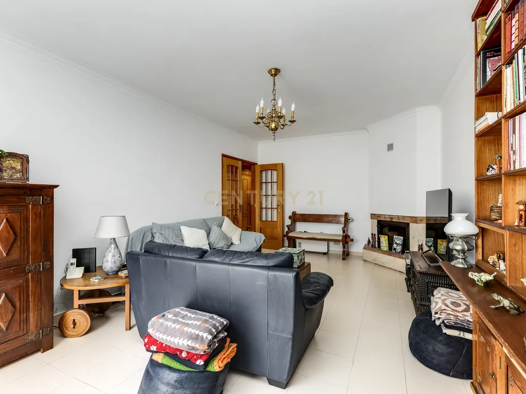 Apartamento T3 com vista deslumbrante para a Serra de Sintra – Algueirão | Cabeço da Fonte - Image 5