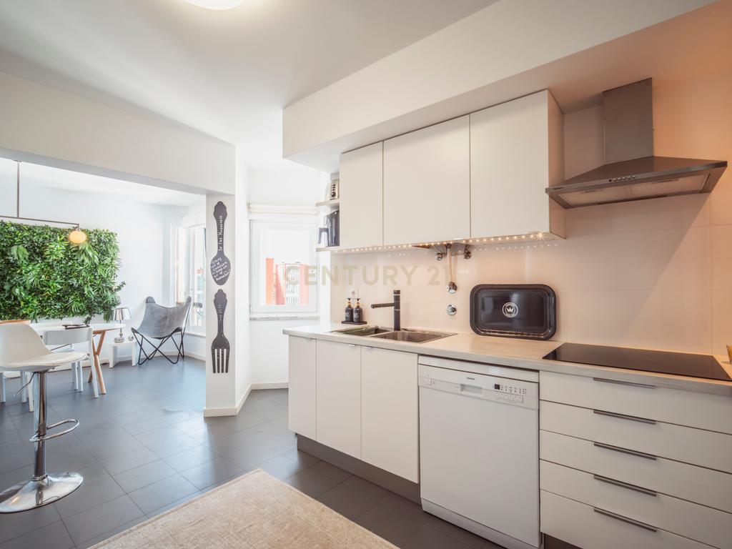 Penthouse T3 | 250 m² | Monte Estoril - Image 21