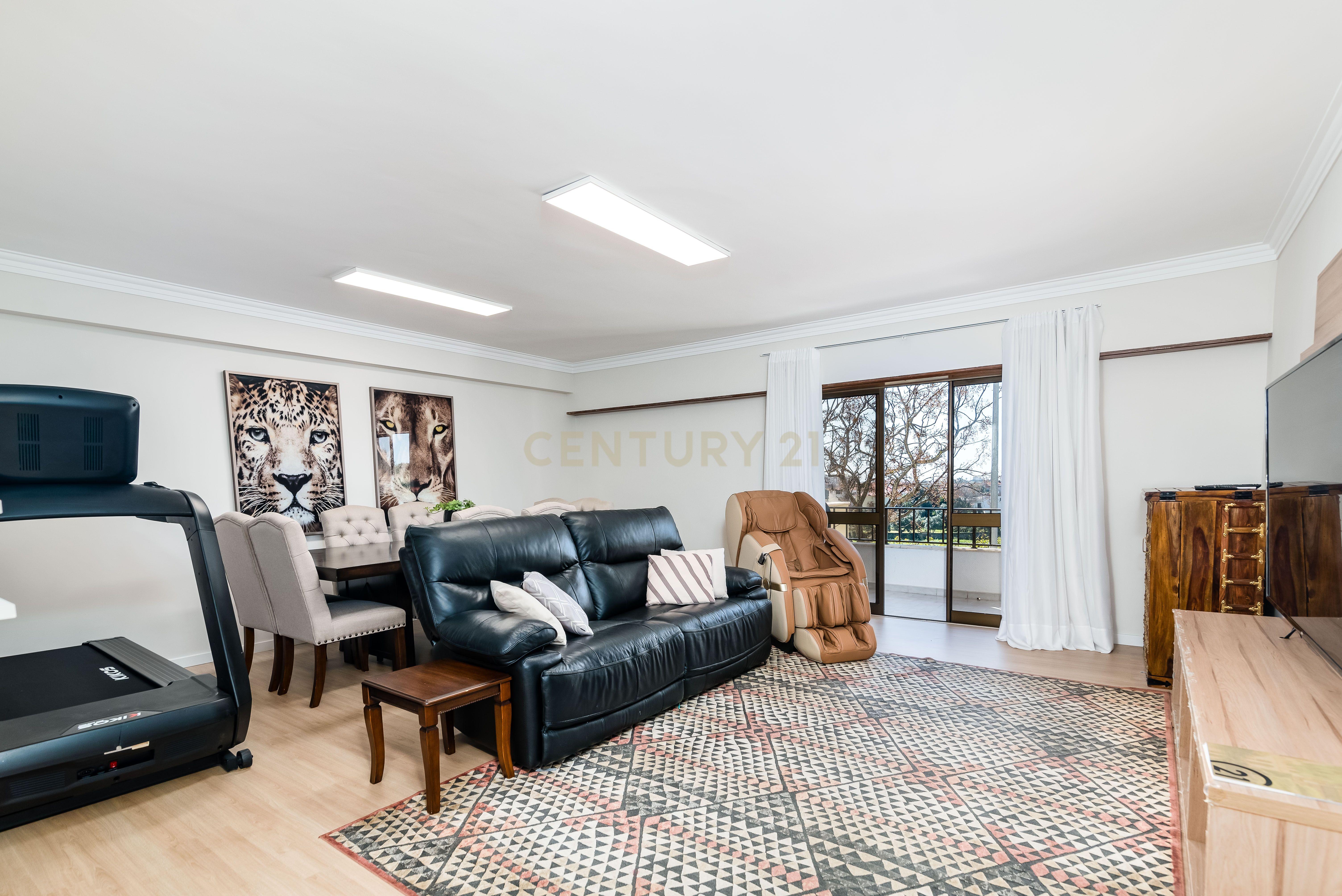 Apartamento T3 - Porto Salvo - Image 2