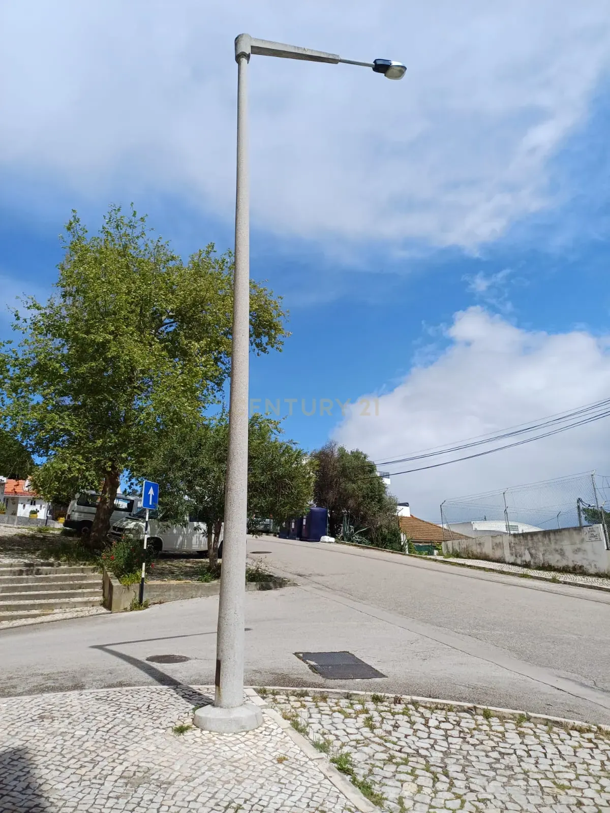 T3 na Sobreda da Caparica – Com Parqueamento e Arrecadação - Image 39