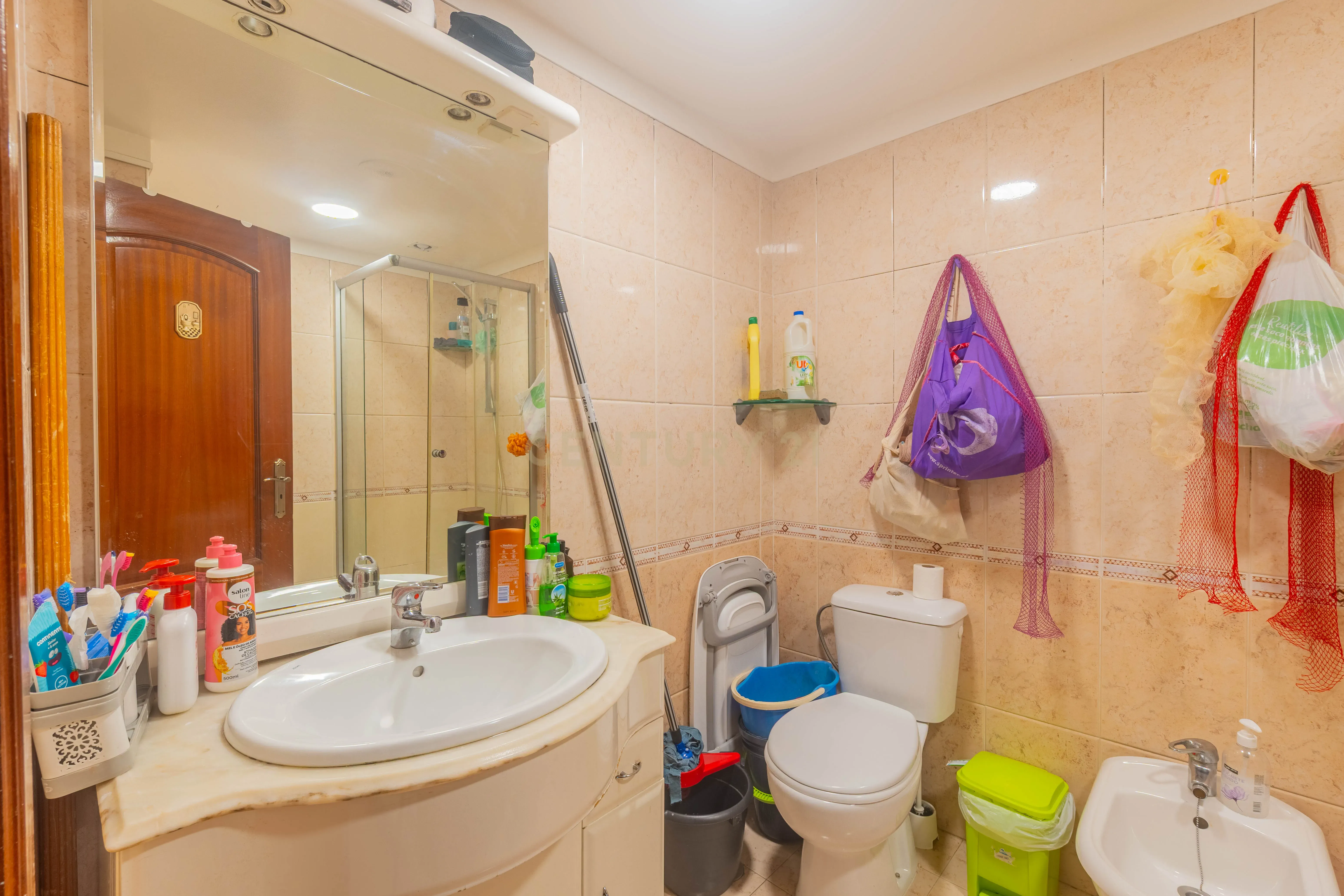 Fotografia 10 de Apartamento T2 em Queluz (Pendão) com ou sem investimento!!