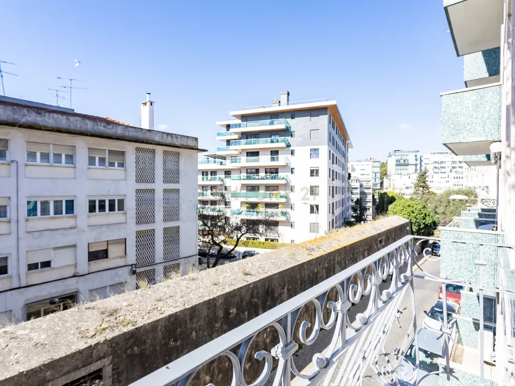 Apartamento Moderno e Luxuoso - Lapa - Lisboa - Image 10