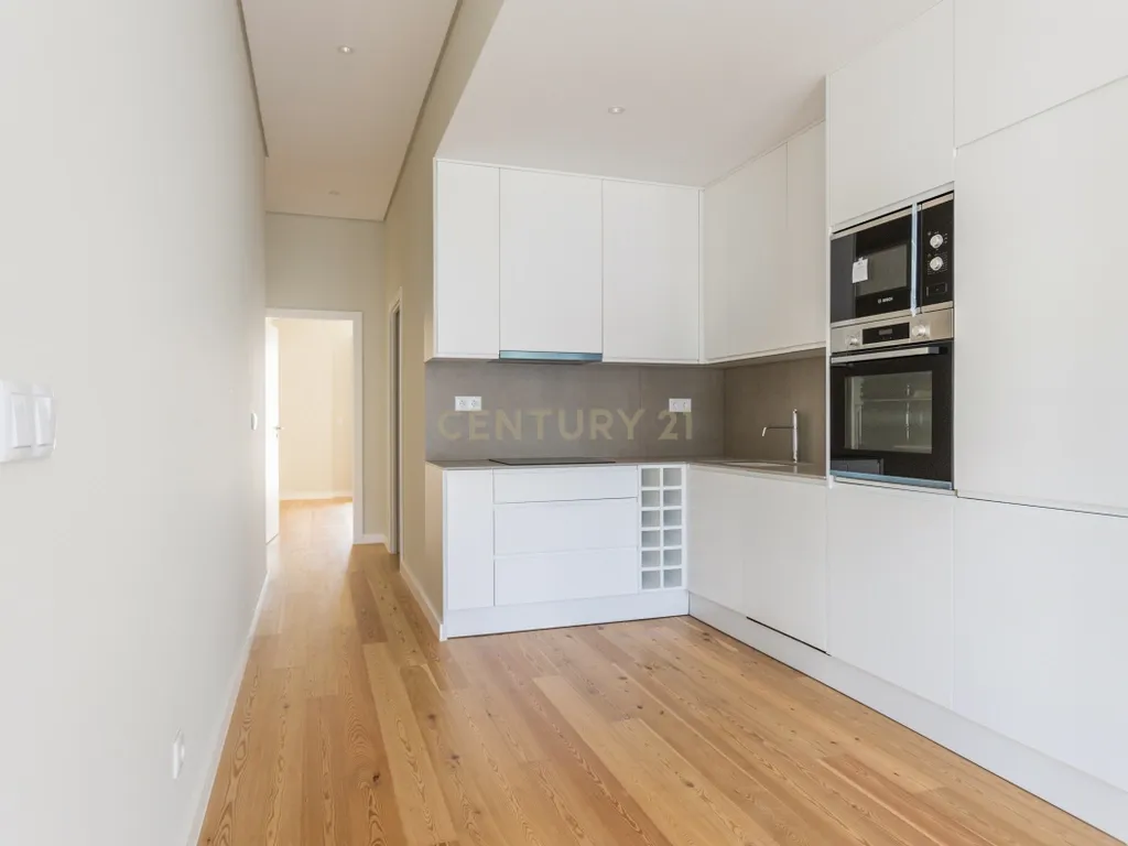 Apartamento Moderno e Luxuoso - Lapa - Lisboa - Image 7