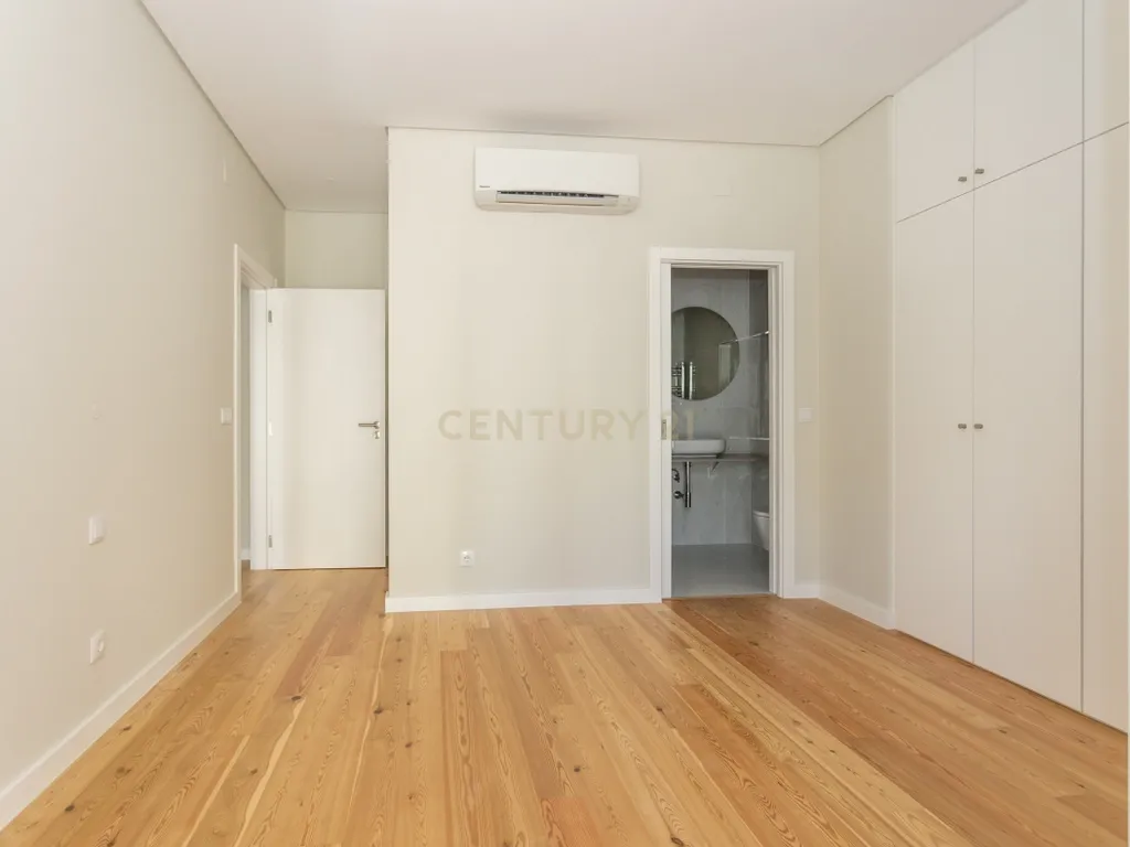 Apartamento Moderno e Luxuoso - Lapa - Lisboa - Image 15