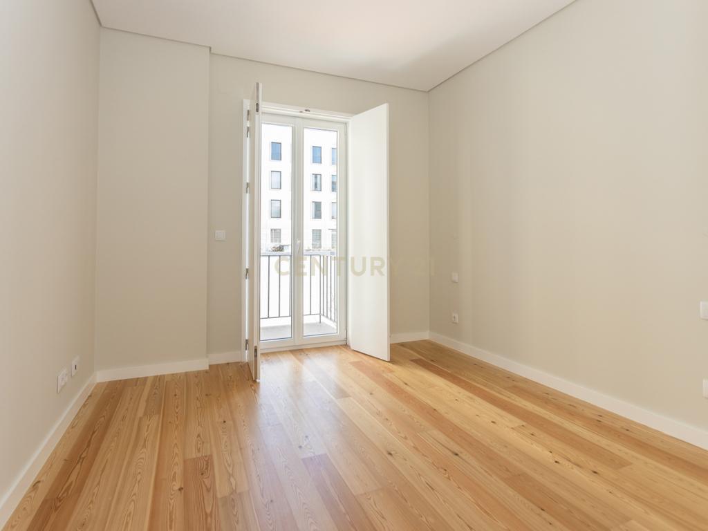 Apartamento Moderno e Luxuoso - Lapa - Lisboa - Image 17
