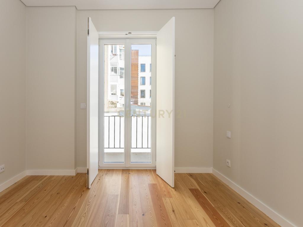 Apartamento Moderno e Luxuoso - Lapa - Lisboa - Image 21
