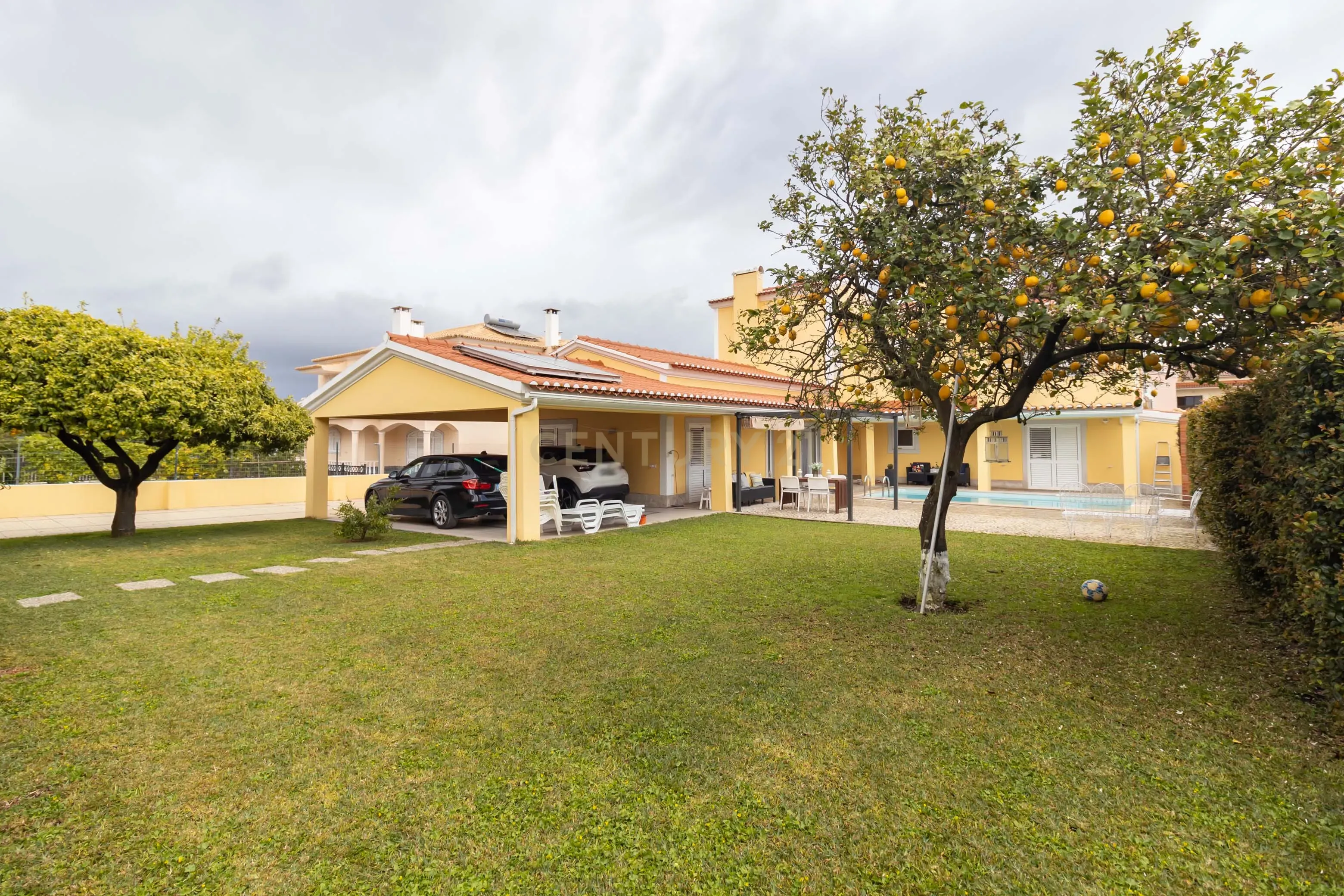 Moradia em Fernão Ferro com Piscina - Image 22