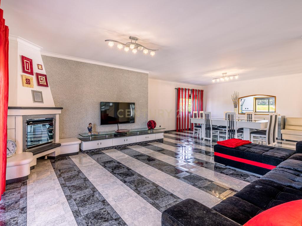🏡 “C’Alma Home” — Onde a Alma Encontra o Espaço - MORADIA T4 C/PISCINA E 2443M2 DE TERRENO A 30 MINUTOS DO PORTO (Escola Secundária de Vilela) - C’ Alma Home - Image 17