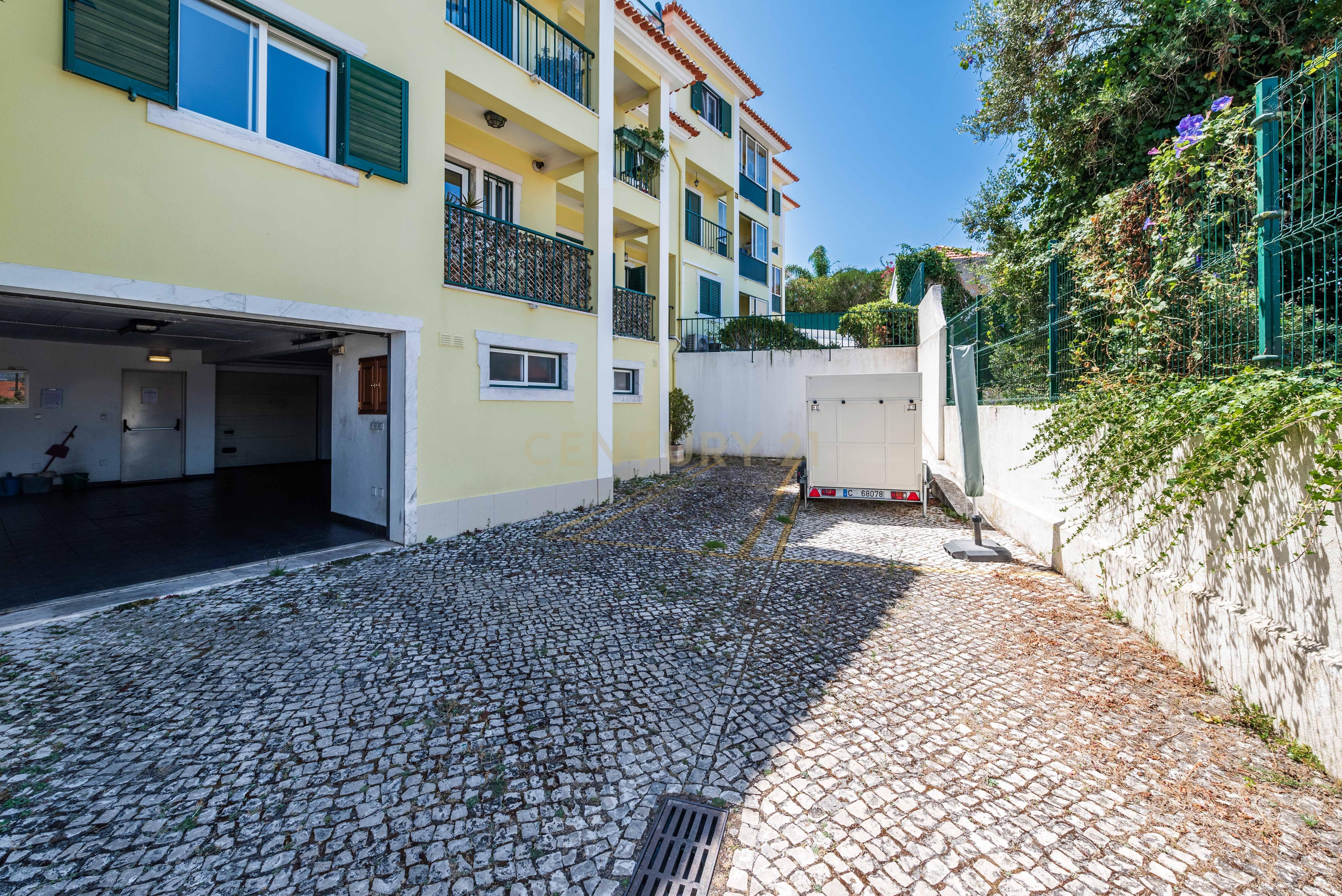 Apartamento T1 em Parede (Cascais) | Excelente Localização - Image 37