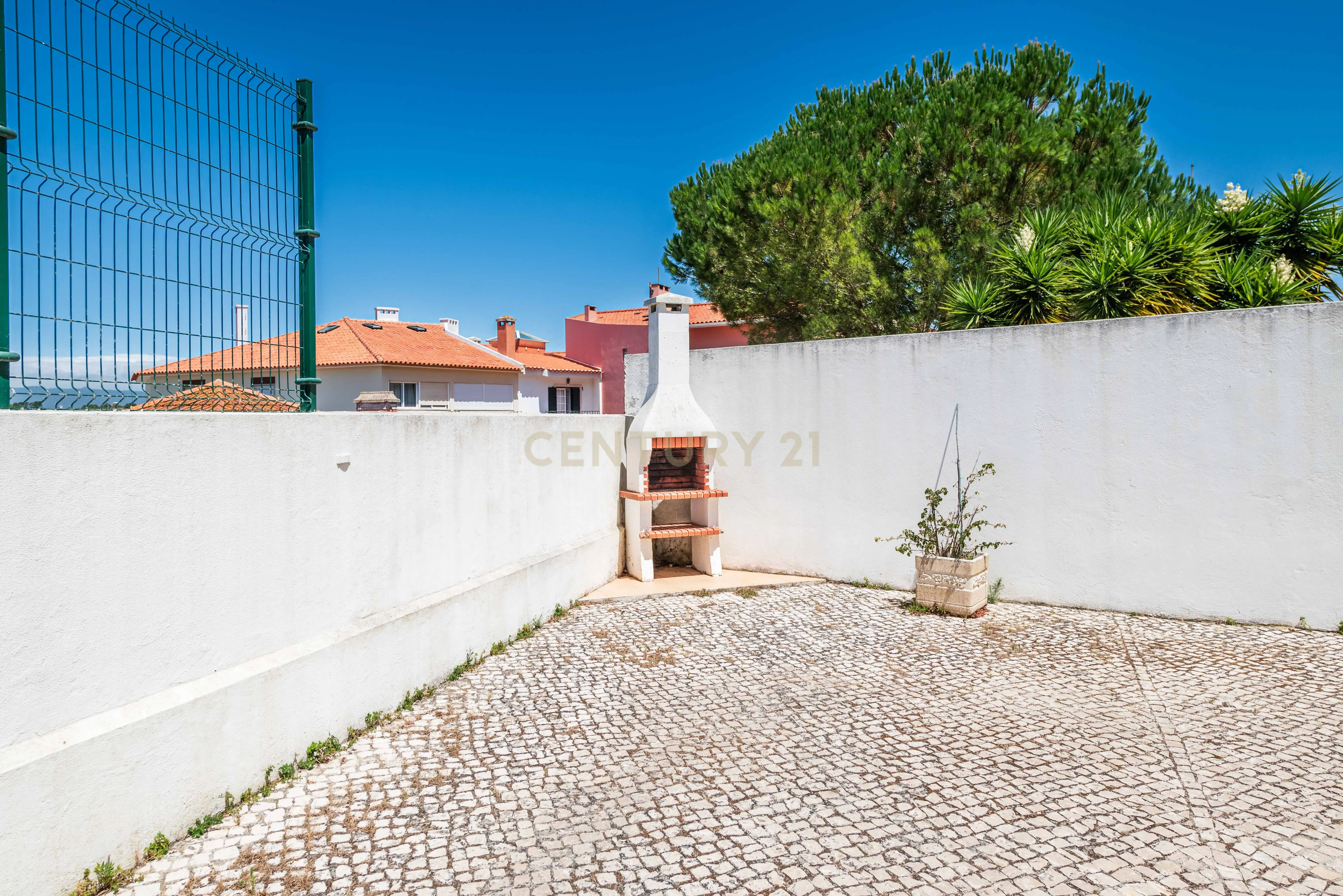 Apartamento T1 em Parede (Cascais) | Excelente Localização - Image 43