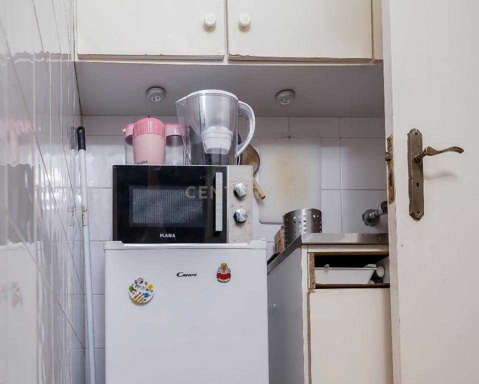 Apartamento T1 +1 em Alfama, Lisboa – Investimento com Potencial e Rentabilidade Atrativa - Image 12