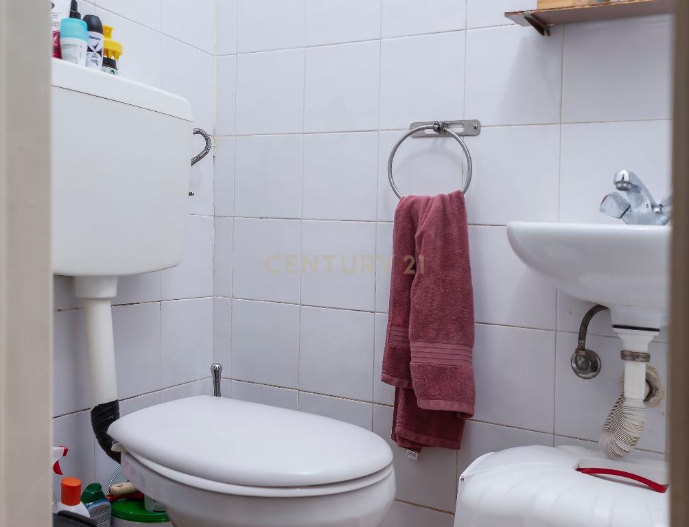 Apartamento T1 +1 em Alfama, Lisboa – Investimento com Potencial e Rentabilidade Atrativa - Image 10