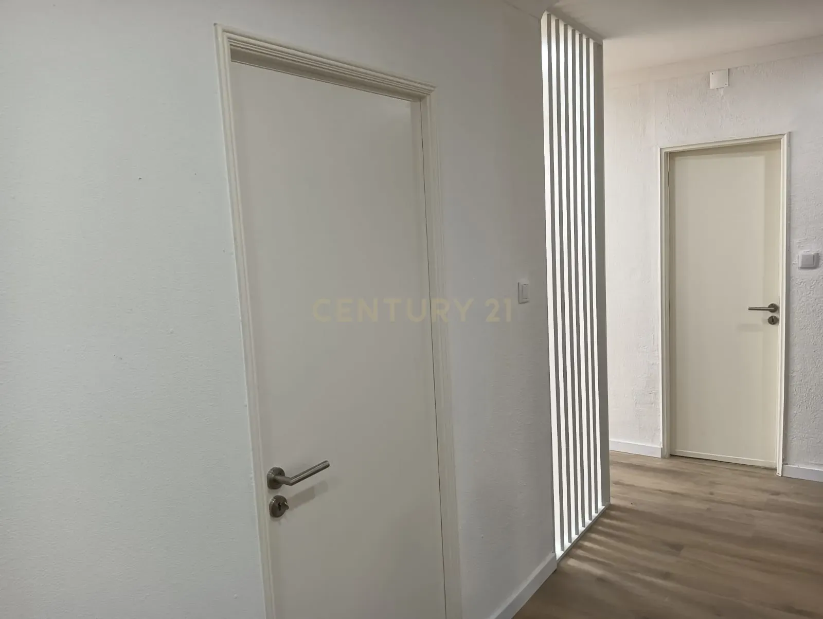 Apartamento para Investimento Metro de Alfornelos - Image 34