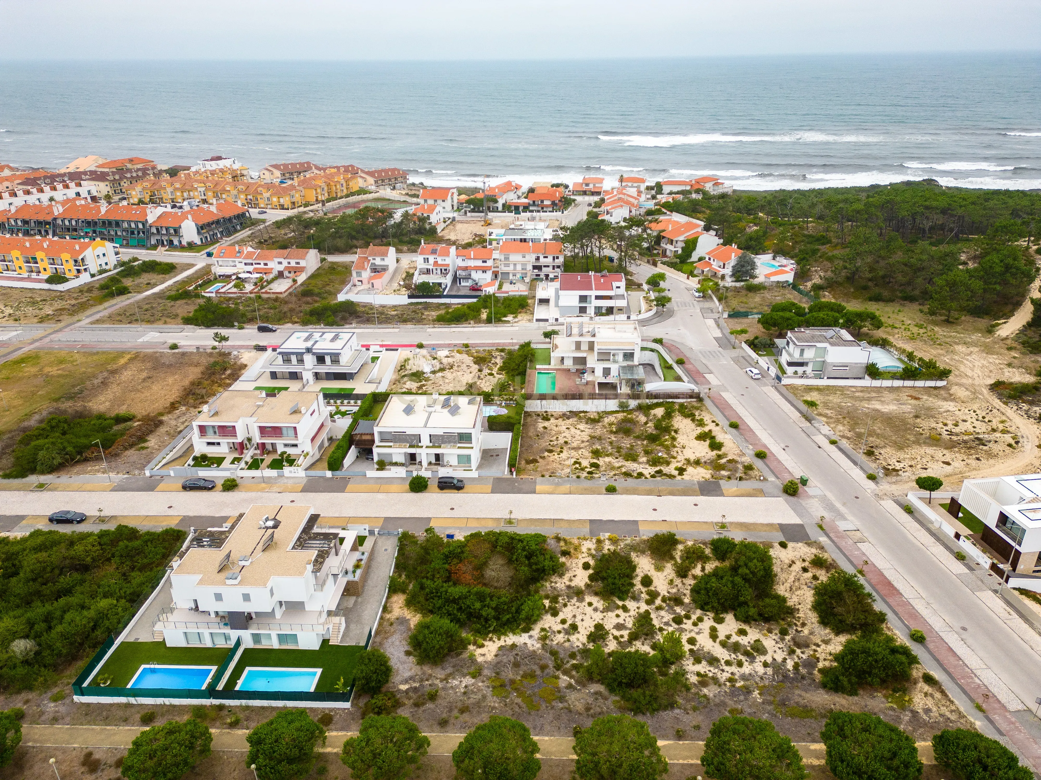 Excelente lote para construção à beira mar - Image 1