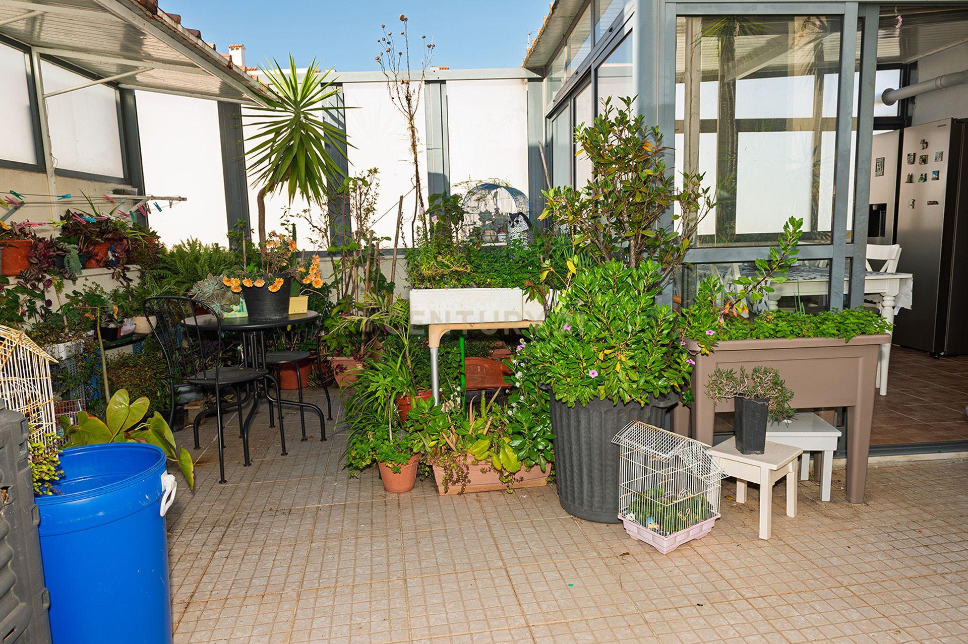 Apartamento T3 em Odivelas com Piscina e Estacionamento para 4 carros - Image 21
