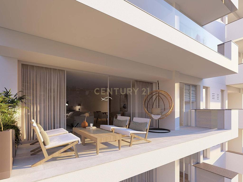 Condomínio do Sobreiro | T3 com 168m2 em Matosinhos, Senhora da Hora, junto ao metro - Image 1
