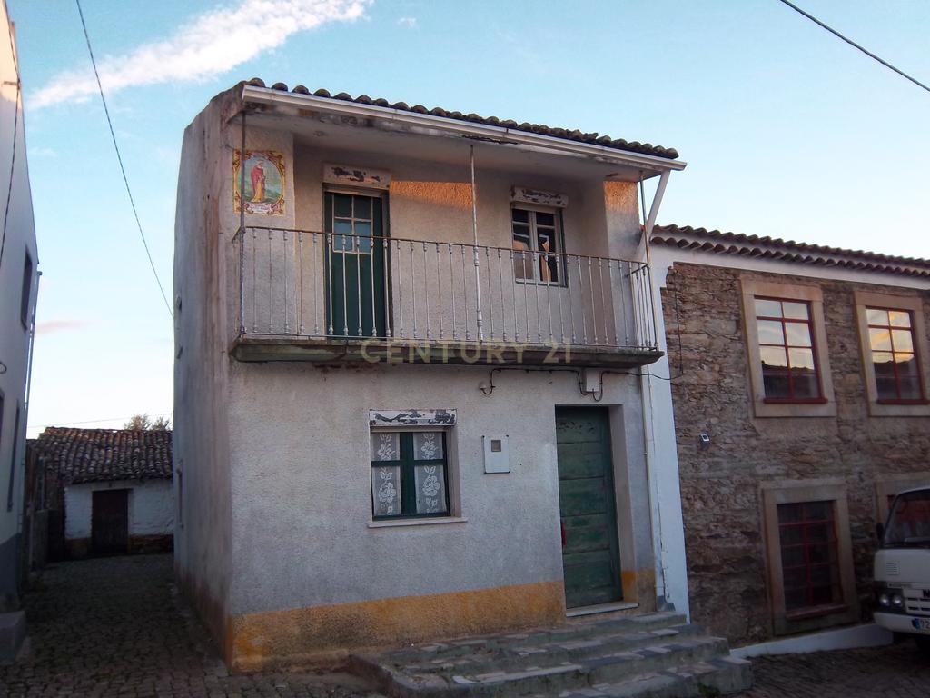 Moradia P/Recuperar Amarelos, Sarnadas de Ródão - Image 4