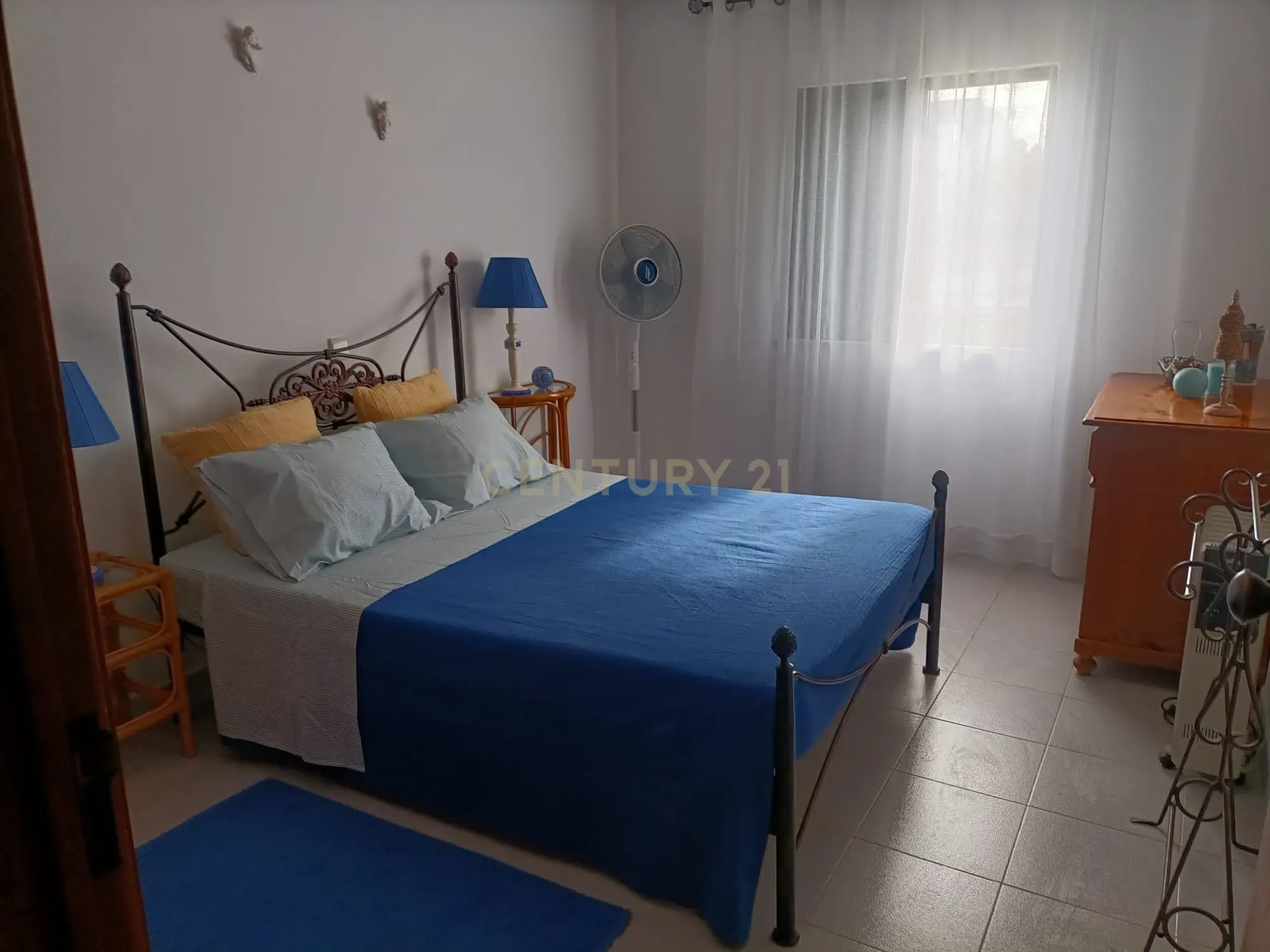 Apartamento T1 em Lagoa com Piscina e Boa Exposição Solar - Image 10