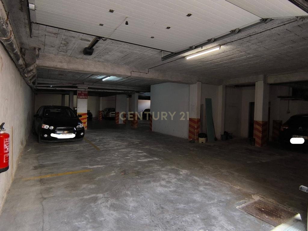 T2  com Vista Mar na Praia da Rocha, Portimão, com garagem - Image 18