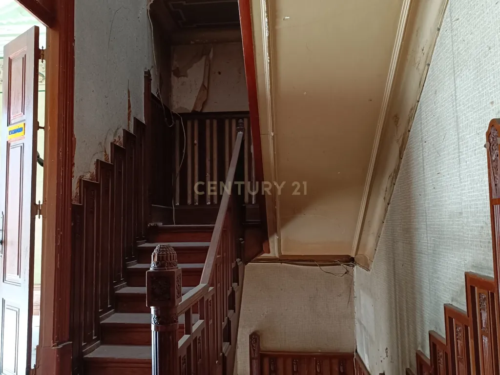 Prédio em zona premium na Baixa do Porto - Image 15