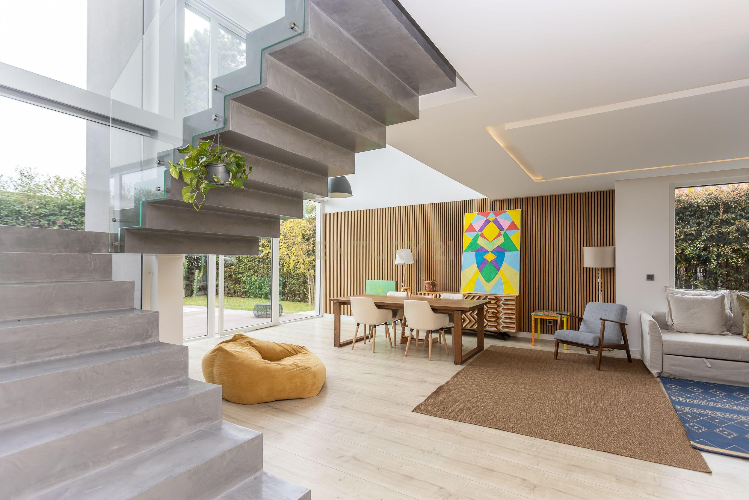 Moradia contemporânea, com piscina, no Aroeira Village, Concelho de Almada - Image 10