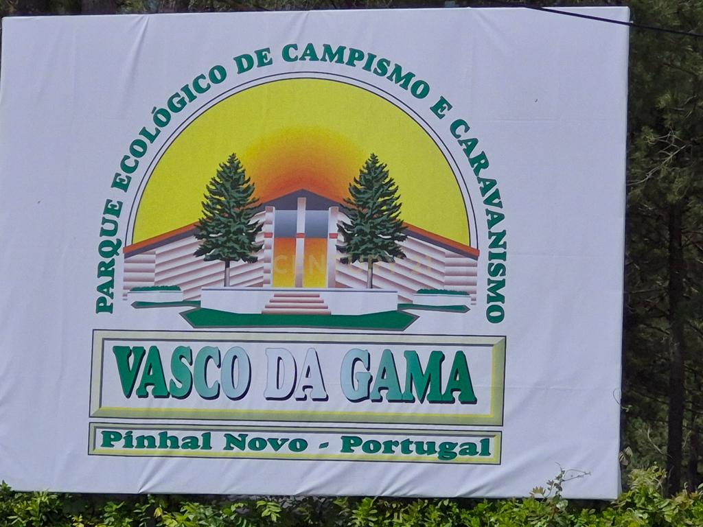 Bangalo no Pinhal Novo - Image 1