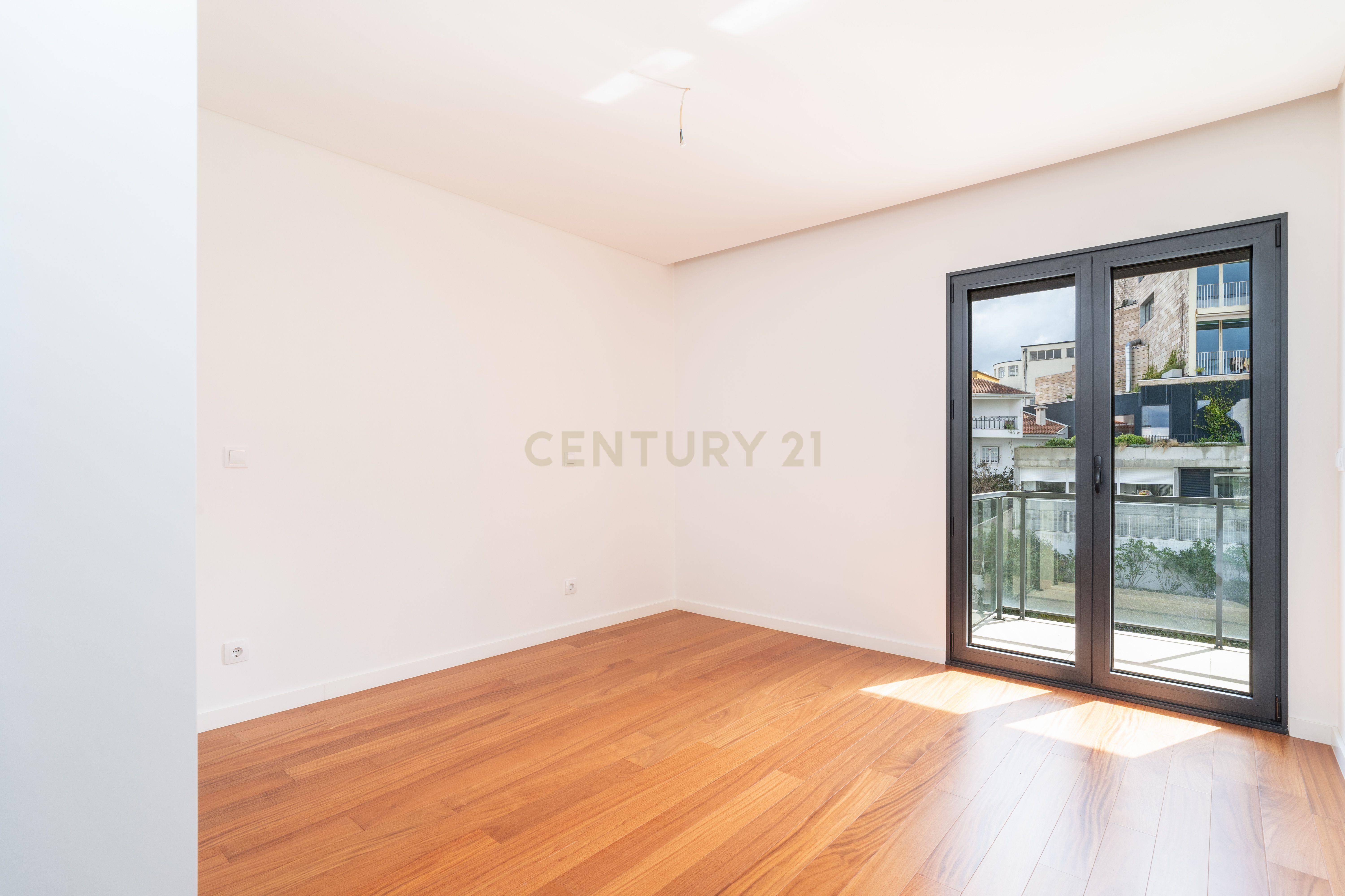 Requintada Penthouse T6 em Celas - Coimbra - Image 26
