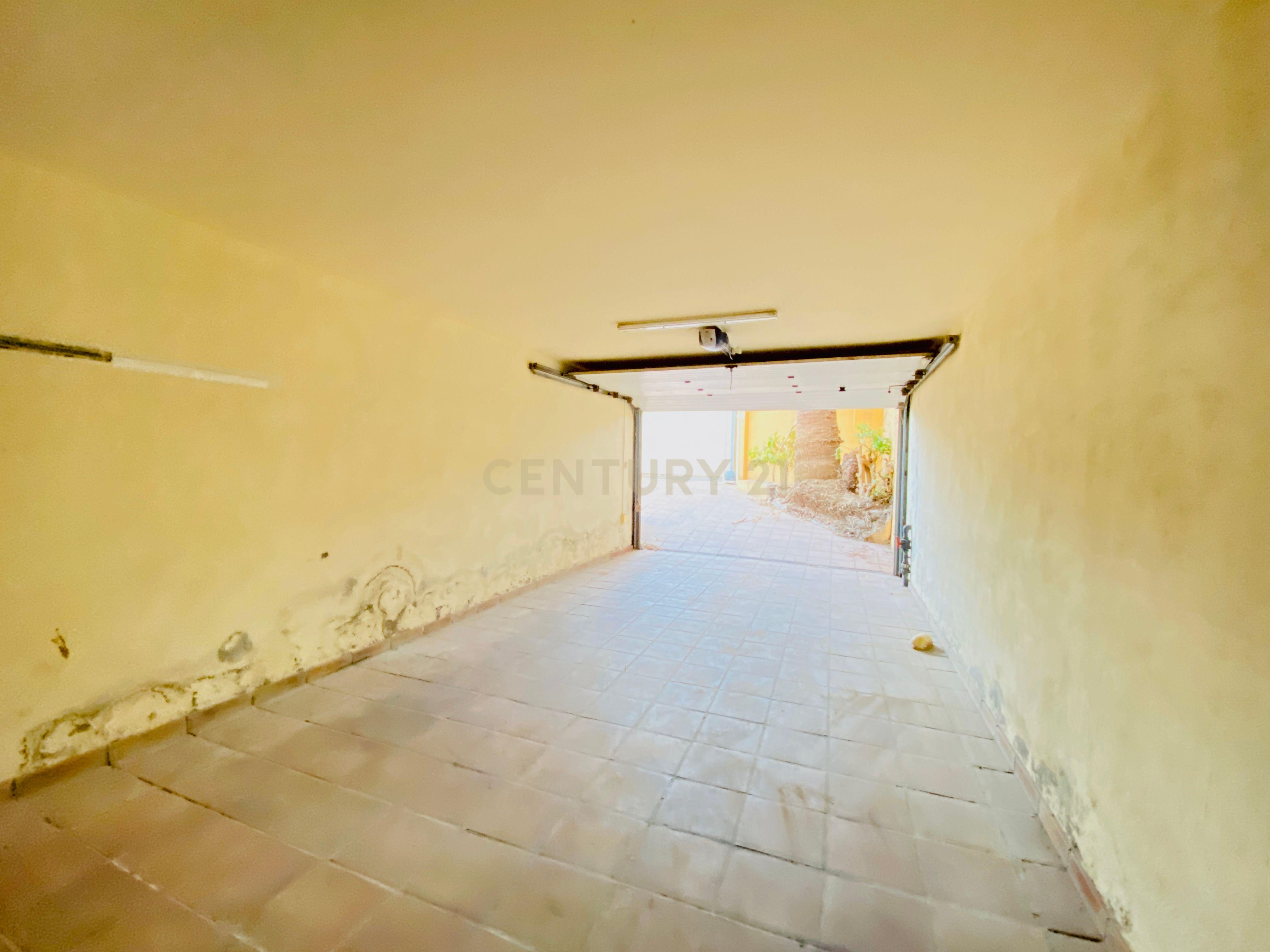 undefined - Image 121
