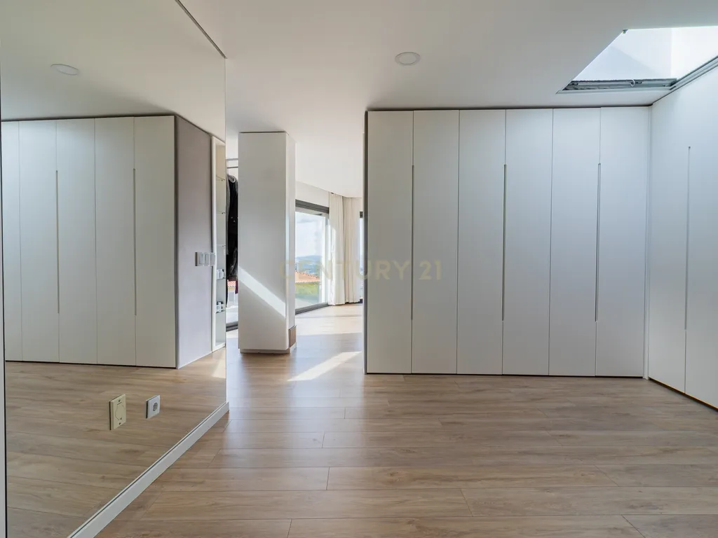 Moradia T3 Térrea com Piscina em Mesão Frio - Guimarães - Image 10