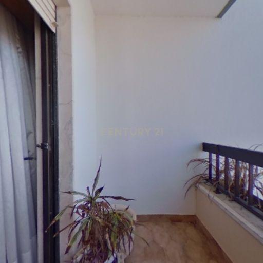 Apartamento T3 em Cascais com Vista Mar e Terraço - Image 6