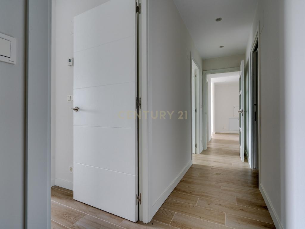  - Image 25