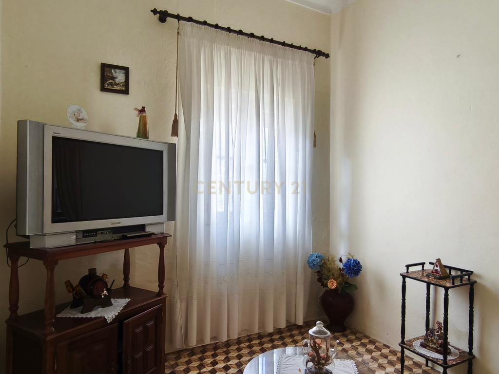 Moradia T4 em Torres Vedras em lote de 625m2 - Image 29