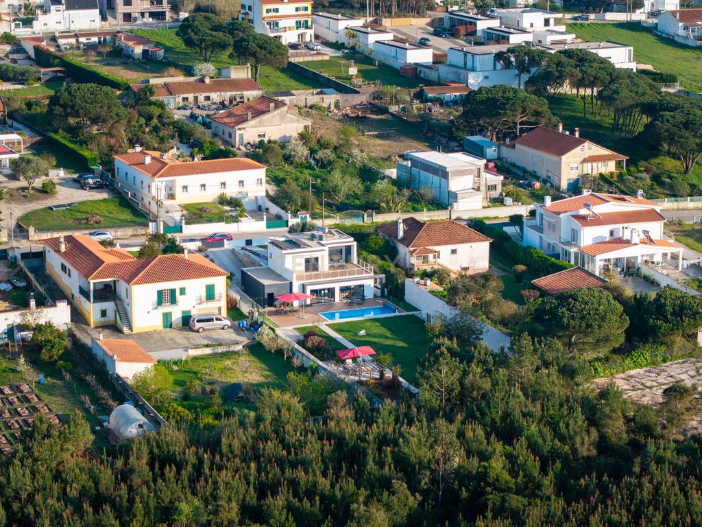 Moradia ultramoderna com 3 quartos: Vida sustentável na Costa da Prata - Image 44