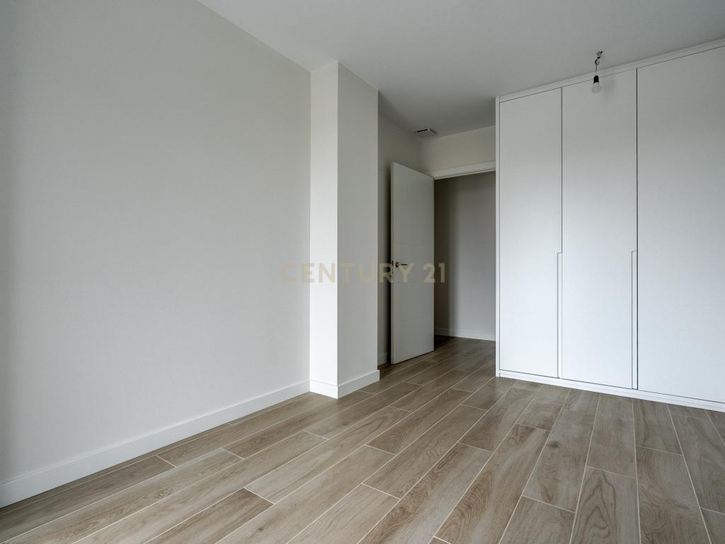  - Image 43
