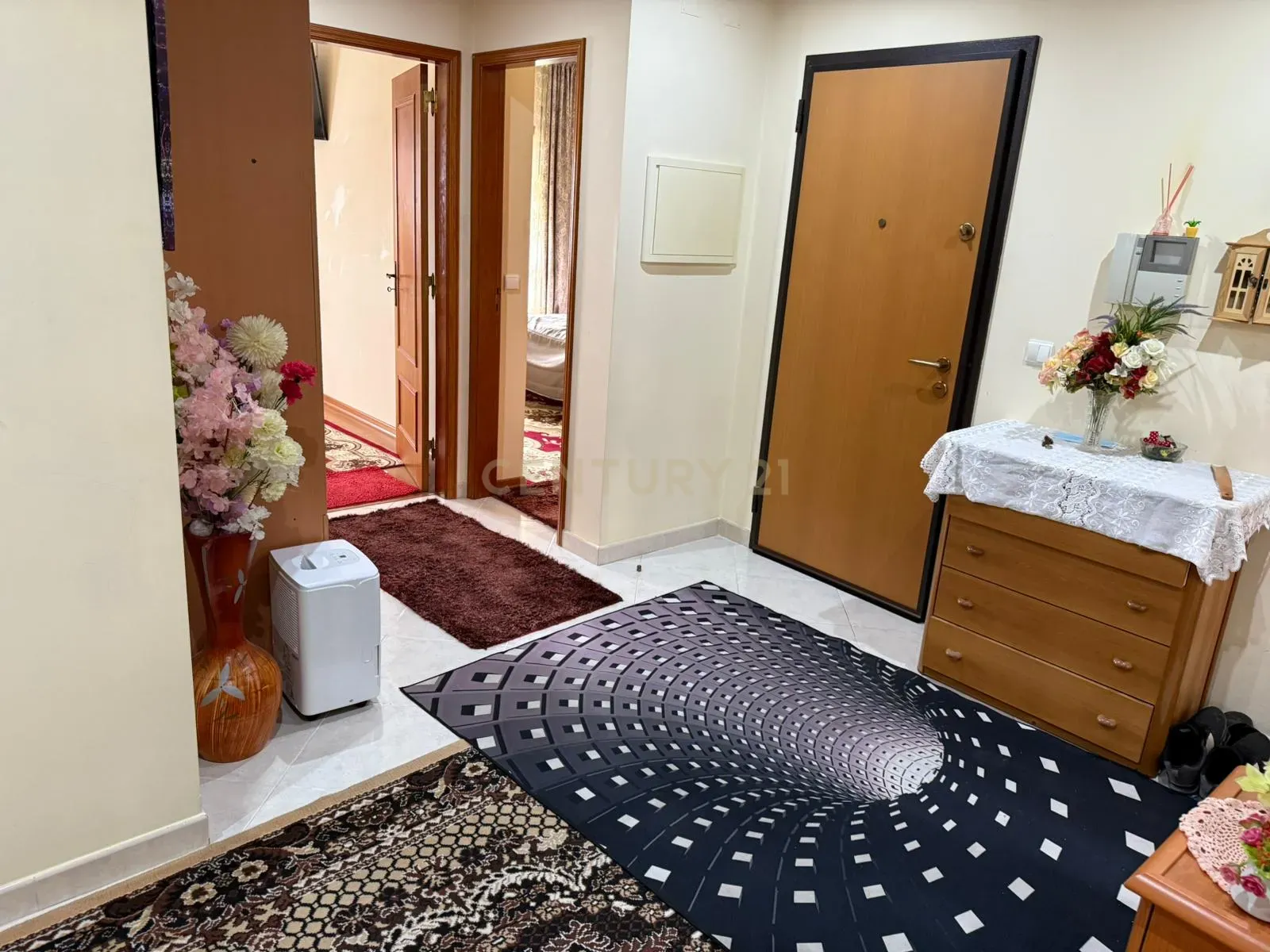 Apartamento T3 em Samora Correia com Varanda - Image 1
