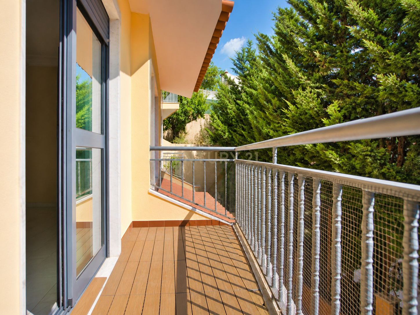 Apartamento T2 no Edifício Terra da Fonte — Alverca