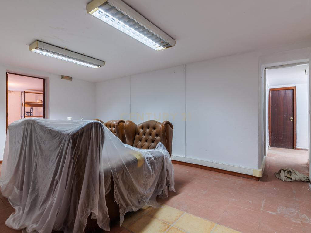 Moradia T10 Beja com 600 m2 de construção - Image 16