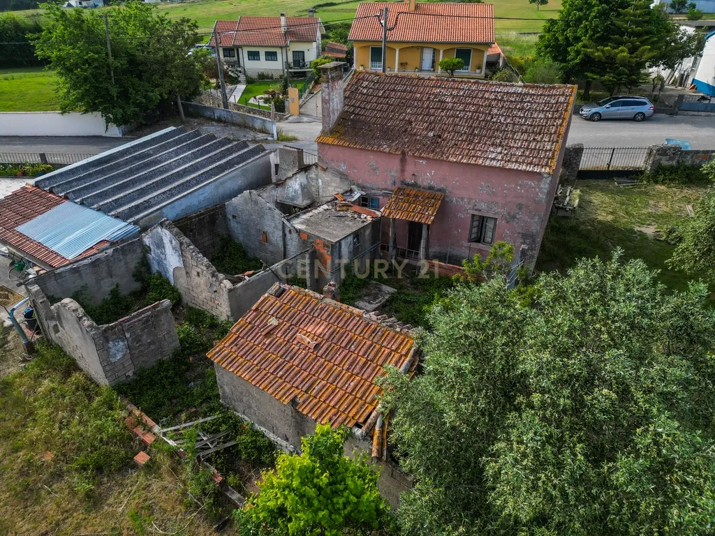 Moradia para Reabilitar com Terreno de 2.590m² em Gatões – Montemor-o-Velho - Image 17