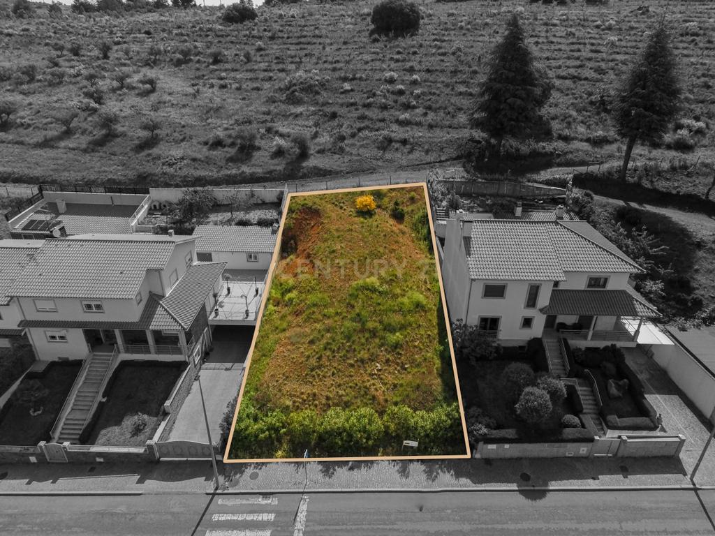 Terreno no Loteamento Mira Bragança, para uma Moradia Geminada - Image 2