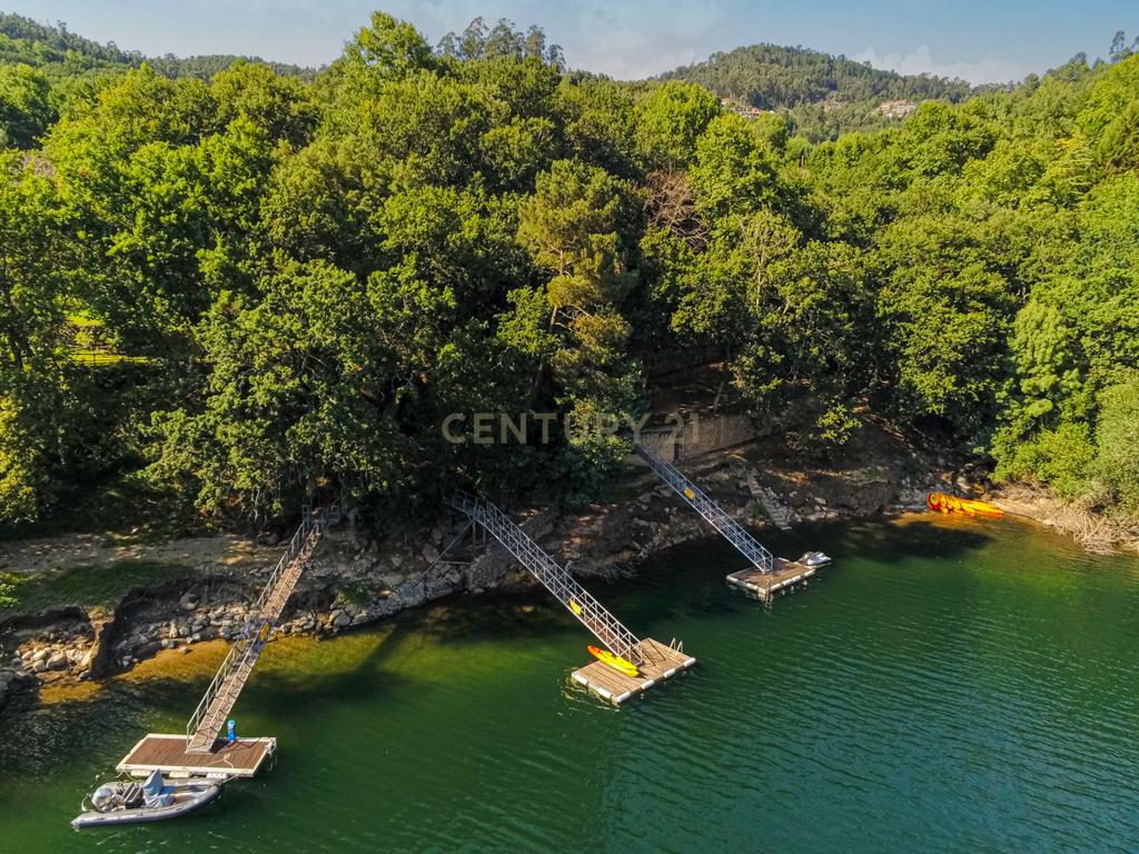 Moradia com ancoradouro em Valdosende - Image 29