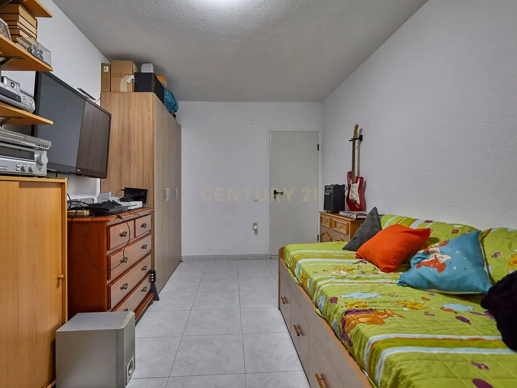 Apartamento T3 em Localização Privilegiada em Lisboa - Image 32