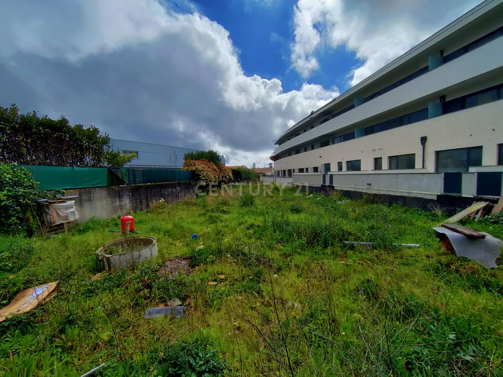 Apartamento com 2 quartos na Póvoa de Varzim - Image 40