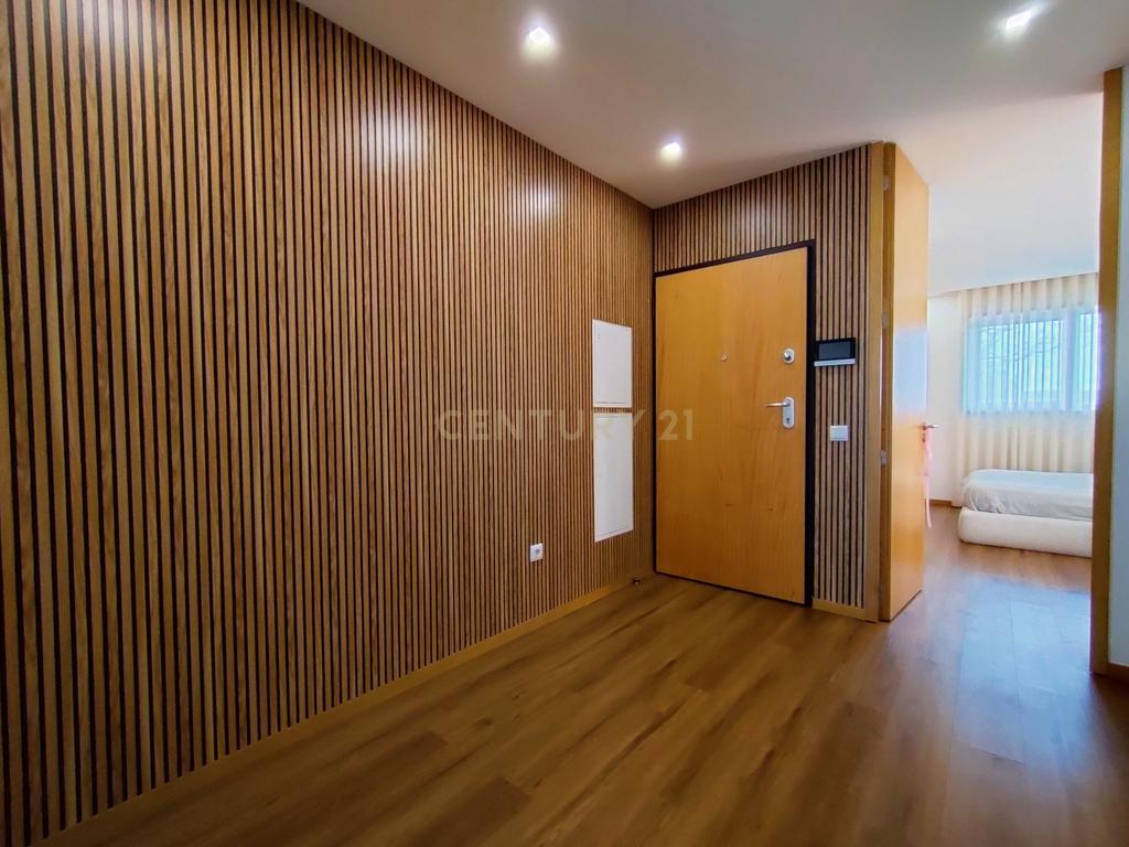 Apartamento com 2 quartos na Póvoa de Varzim - Image 14