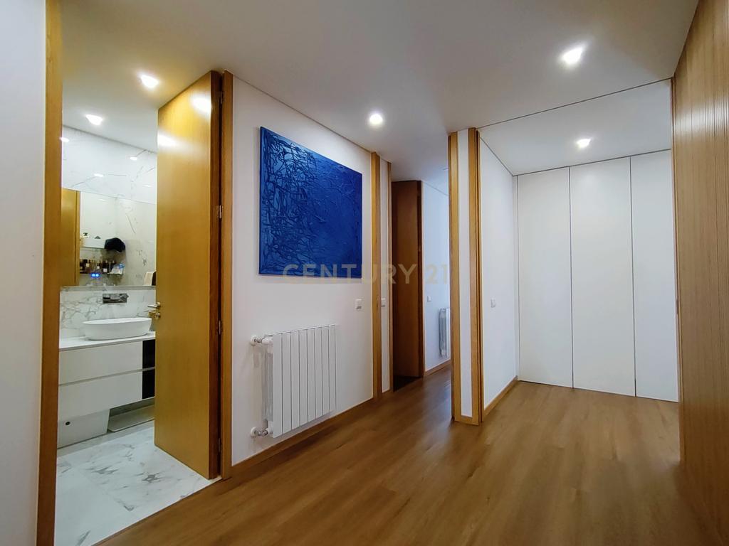Apartamento com 2 quartos na Póvoa de Varzim - Image 16
