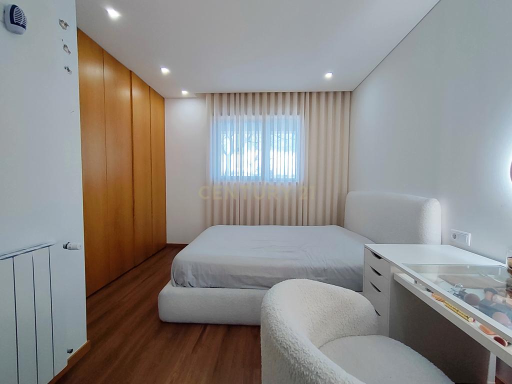 Apartamento com 2 quartos na Póvoa de Varzim - Image 19