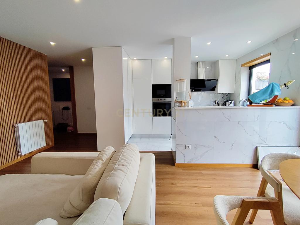 Apartamento com 2 quartos na Póvoa de Varzim - Image 9