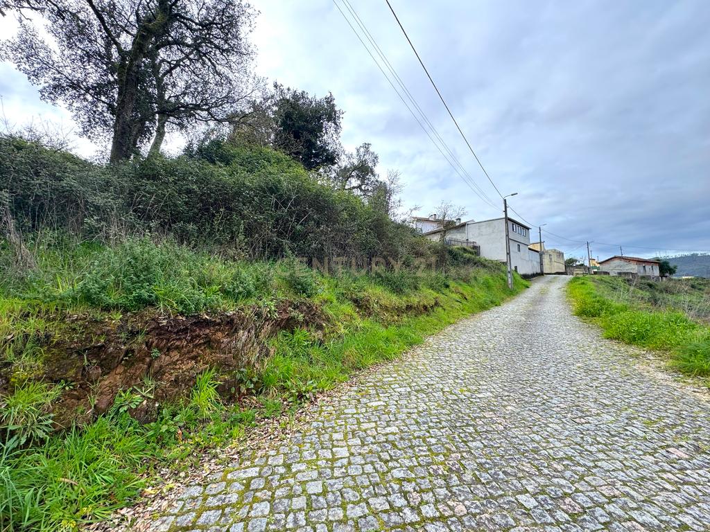 Terreno para construção com 7.000m2 em Melres, Gondomar  - Image 8