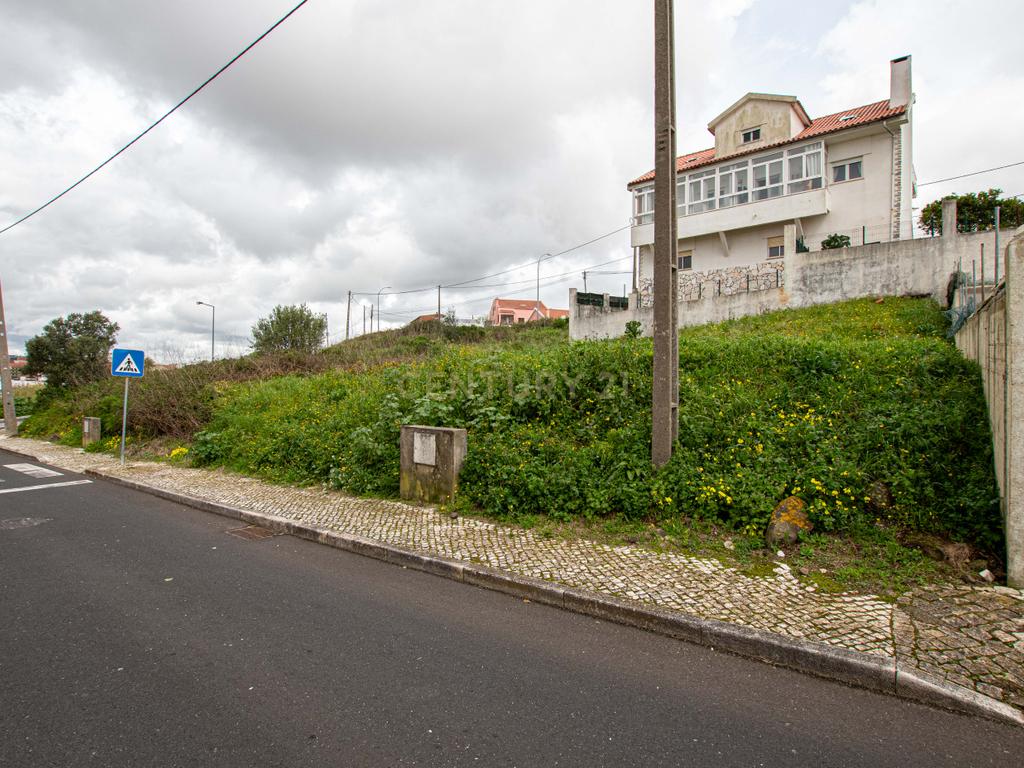 Terreno Urbano para construção de moradia unifamiliar (Casal de Cambra) - Image 2