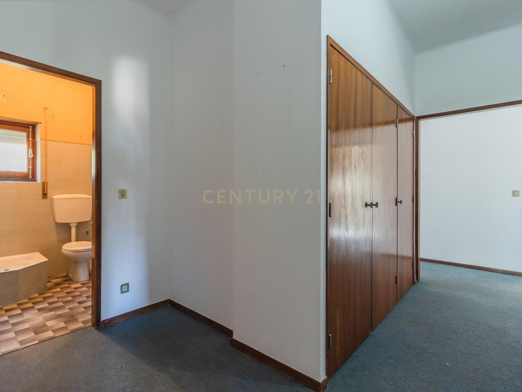 Moradia T4 em Porto de Mós, Leiria - Image 18