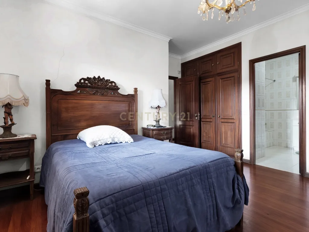 Moradia T4 com 392 m² e terreno de 1.070 m² | Anta - Image 31